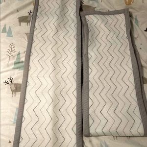 Breathable bumper pad